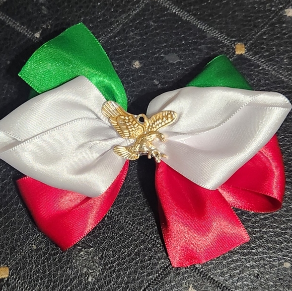 Handmade hair bows - Picture 3 of 3